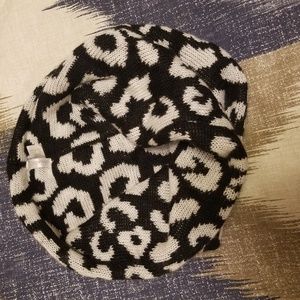 Quality knit Infinity scarf